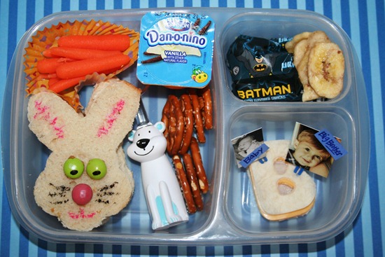 Lunch Box Decoration Decorate a lunch with goofy characters and fun animals! How to Play Lunch Box Decoration Use your mouse to click on and through the floating food and decoration options for this tasty lunch for kids/5().